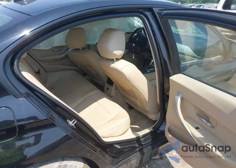 2015 BMW 320 xDrive z USA, uszkodzony, nr VIN WBA3C3C51FK202871